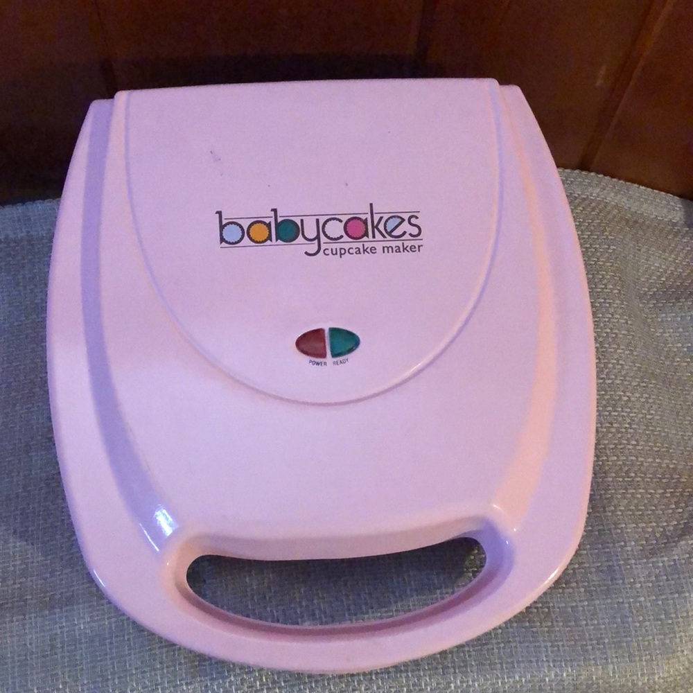 Baby cakes cupcake maker